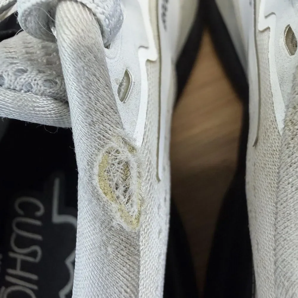 Brooks Trace 3 Shoes Womens Size 6 White Black Mesh Running Sneakers 1204011B191